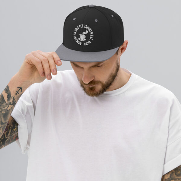 Abwarten und Tee Trinken Snapback-Cap – Bild 10