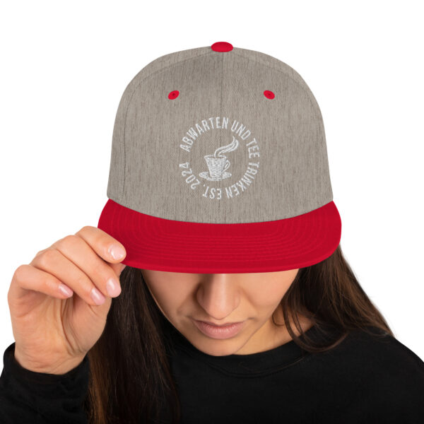 Abwarten und Tee Trinken Snapback-Cap – Bild 42