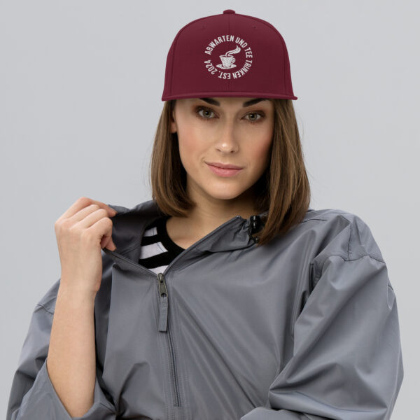 Abwarten und Tee Trinken Snapback-Cap – Bild 25
