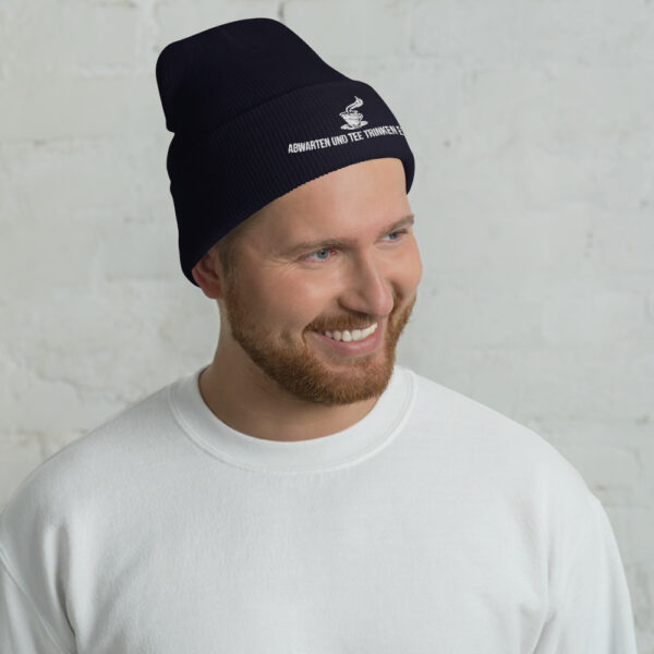 Abwarten und Tee Trinken Beanie – Bild 4